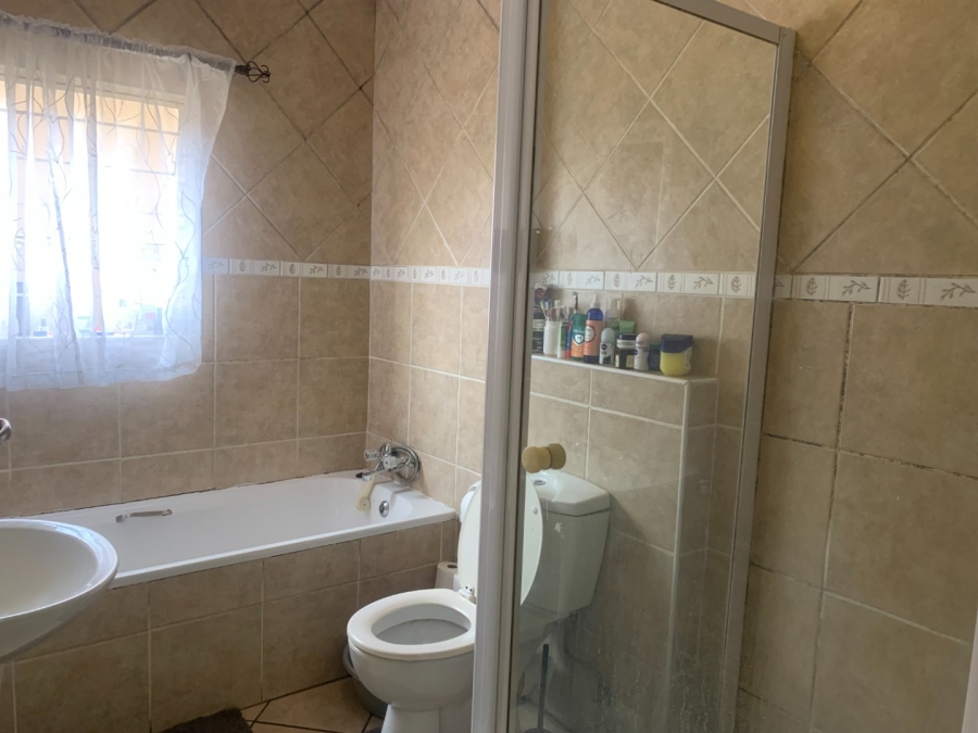 To Let 2 Bedroom Property for Rent in Celtisdal Gauteng