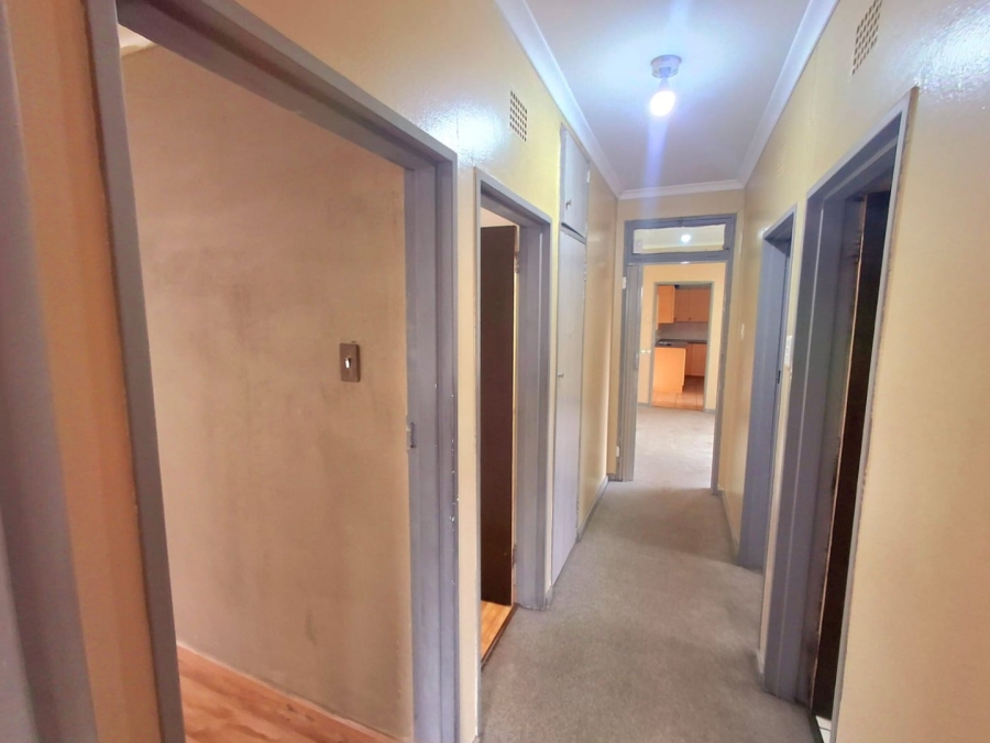 3 Bedroom Property for Sale in Vanderbijlpark SE 6 Gauteng