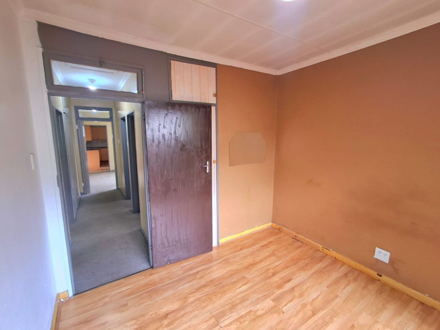 3 Bedroom Property for Sale in Vanderbijlpark SE 6 Gauteng