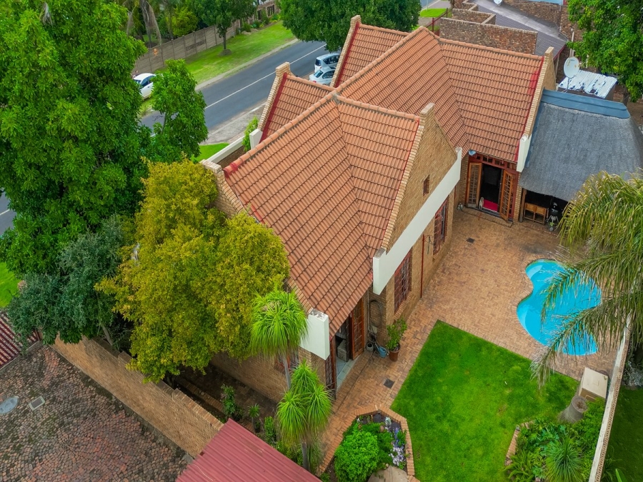 3 Bedroom Property for Sale in Suiderberg Gauteng