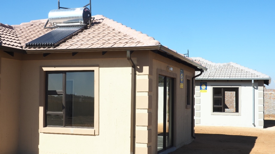 2 Bedroom Property for Sale in Windmill Park Gauteng