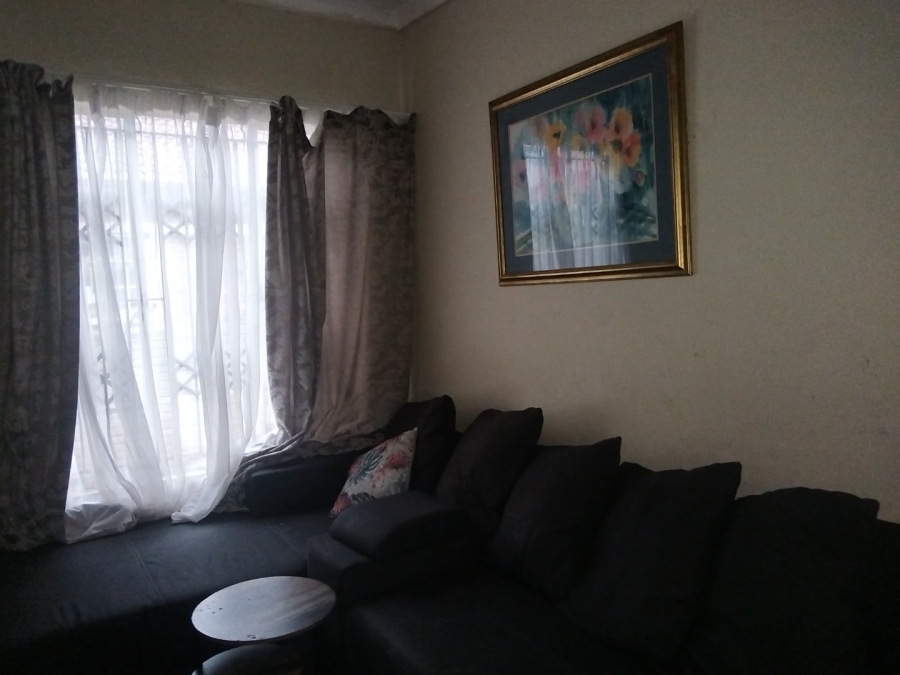 To Let 2 Bedroom Property for Rent in The Orchards Gauteng