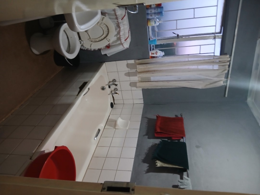 3 Bedroom Property for Sale in Soshanguve WW Gauteng