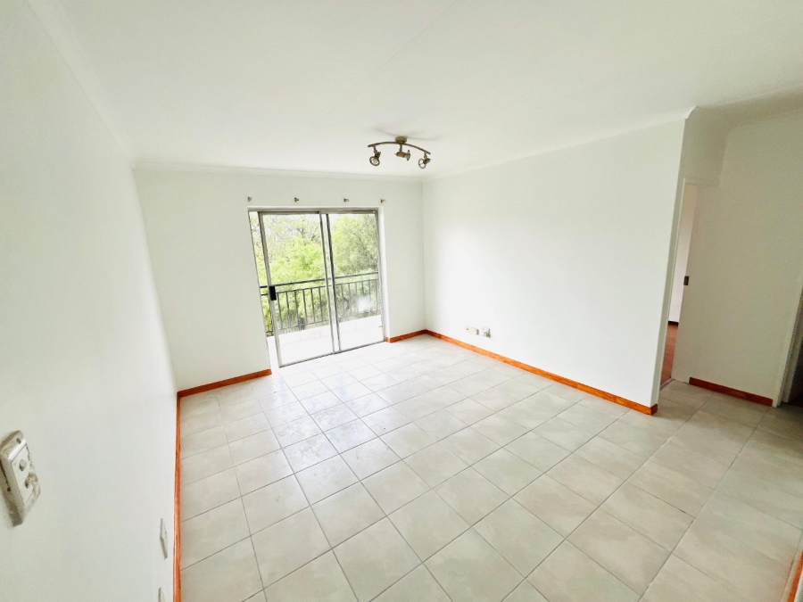 To Let 2 Bedroom Property for Rent in Buccleuch Gauteng