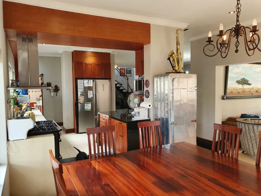 4 Bedroom Property for Sale in Waterkloof Ridge Gauteng