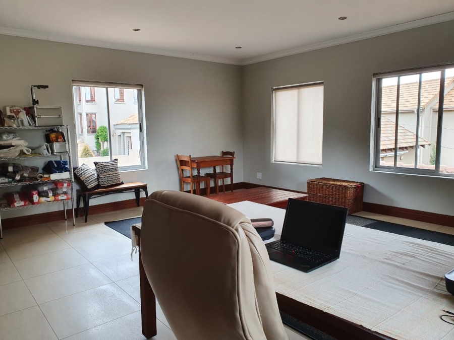 4 Bedroom Property for Sale in Waterkloof Ridge Gauteng