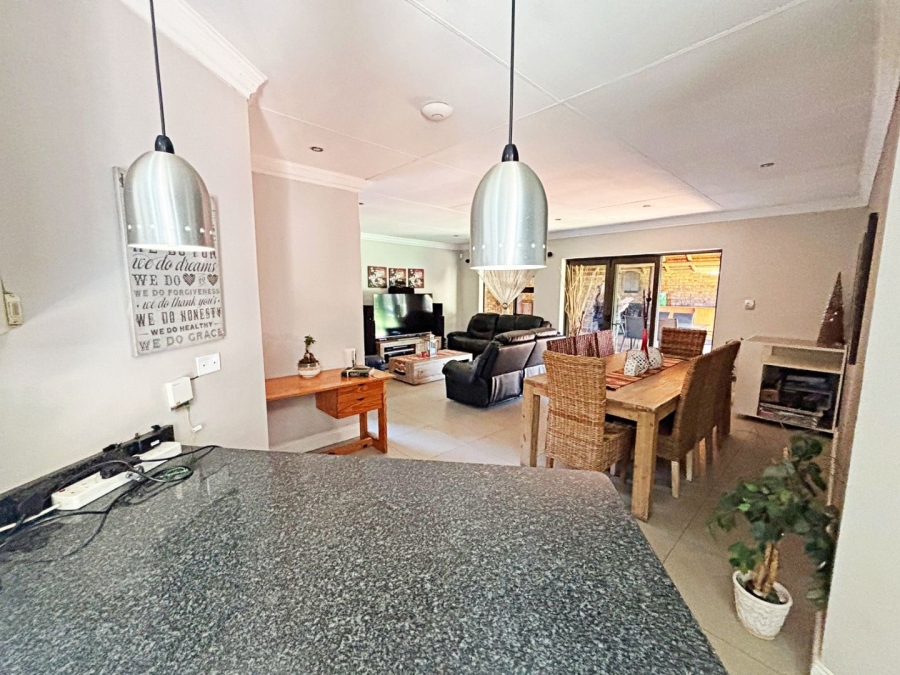 3 Bedroom Property for Sale in Eldoraigne Gauteng