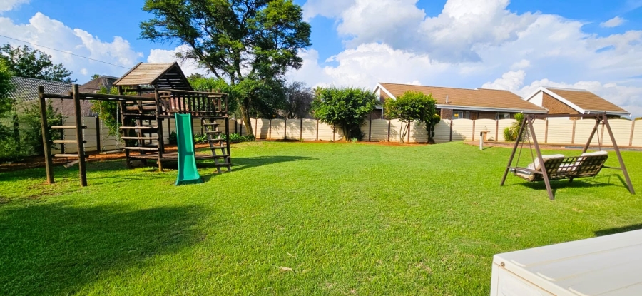 3 Bedroom Property for Sale in Visagie Park Gauteng