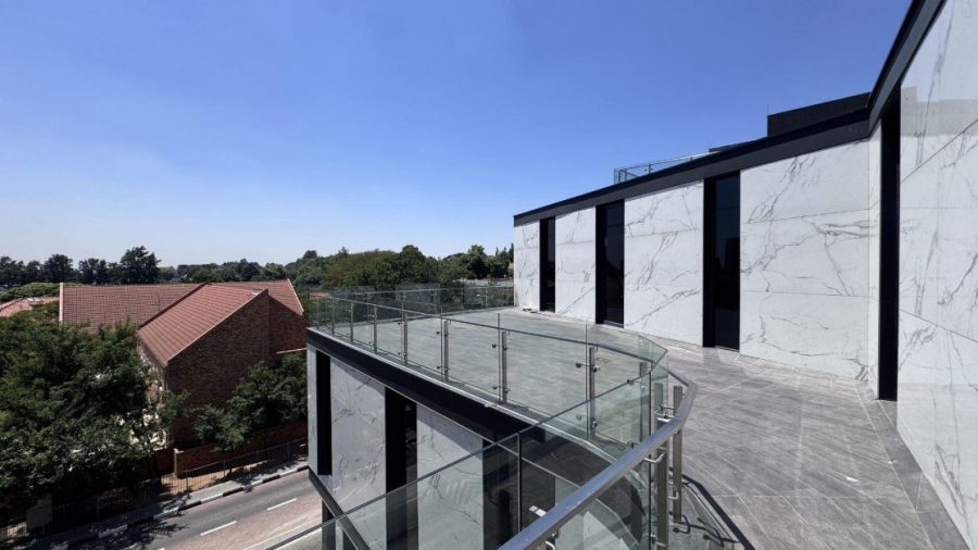 To Let commercial Property for Rent in Wierda Valley Gauteng