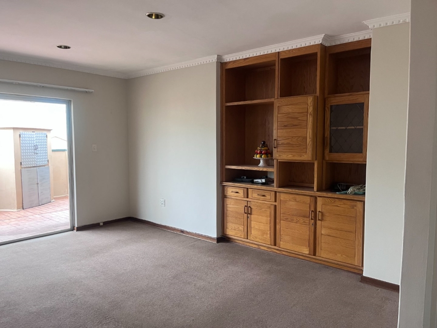 2 Bedroom Property for Sale in Terenure Gauteng
