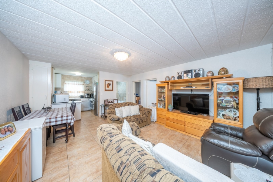 2 Bedroom Property for Sale in Eden Glen Gauteng