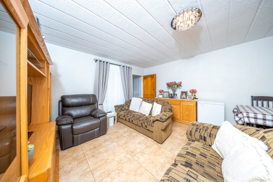 2 Bedroom Property for Sale in Eden Glen Gauteng