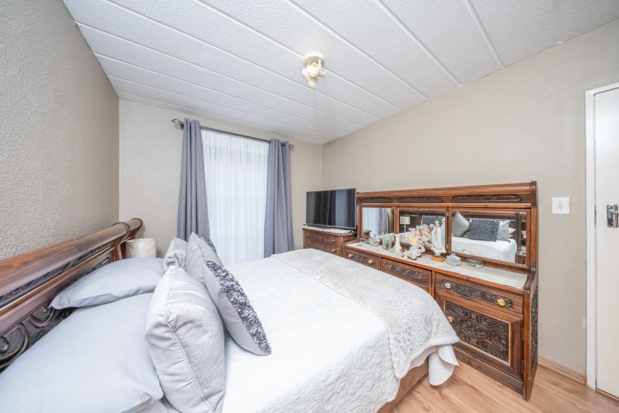 2 Bedroom Property for Sale in Eden Glen Gauteng