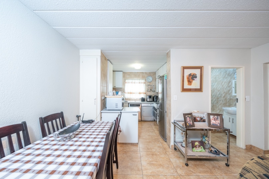 2 Bedroom Property for Sale in Eden Glen Gauteng