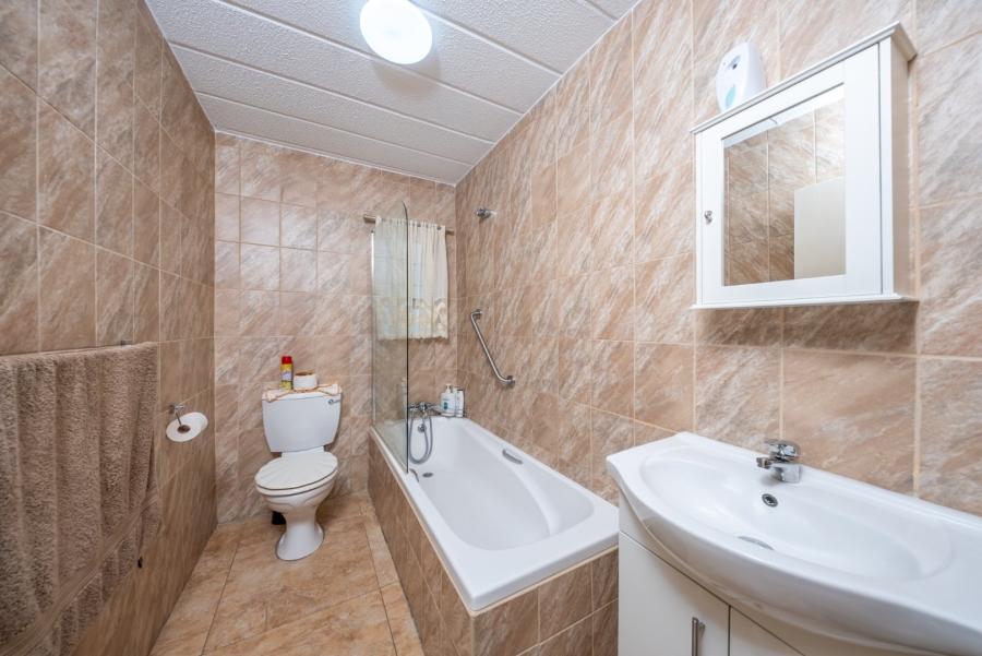 2 Bedroom Property for Sale in Eden Glen Gauteng