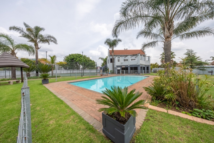 2 Bedroom Property for Sale in Eden Glen Gauteng