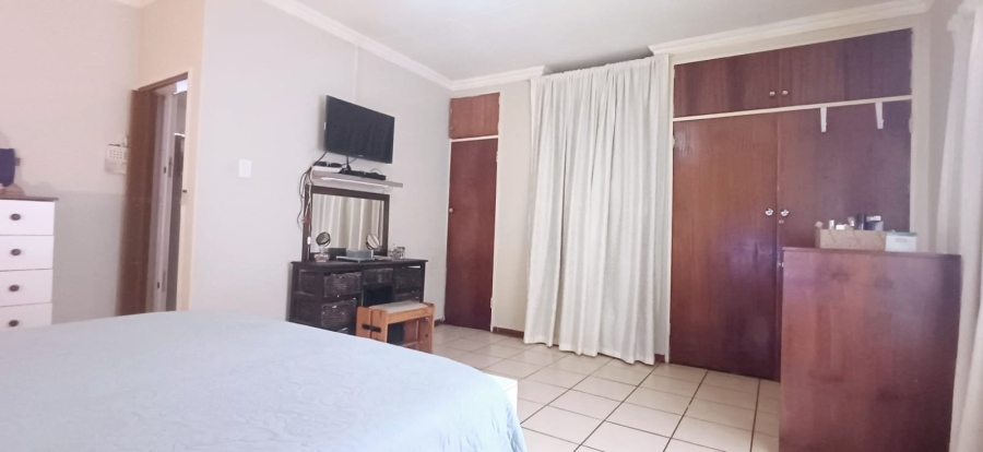 4 Bedroom Property for Sale in Marlands Gauteng