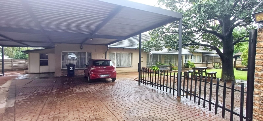 4 Bedroom Property for Sale in Marlands Gauteng