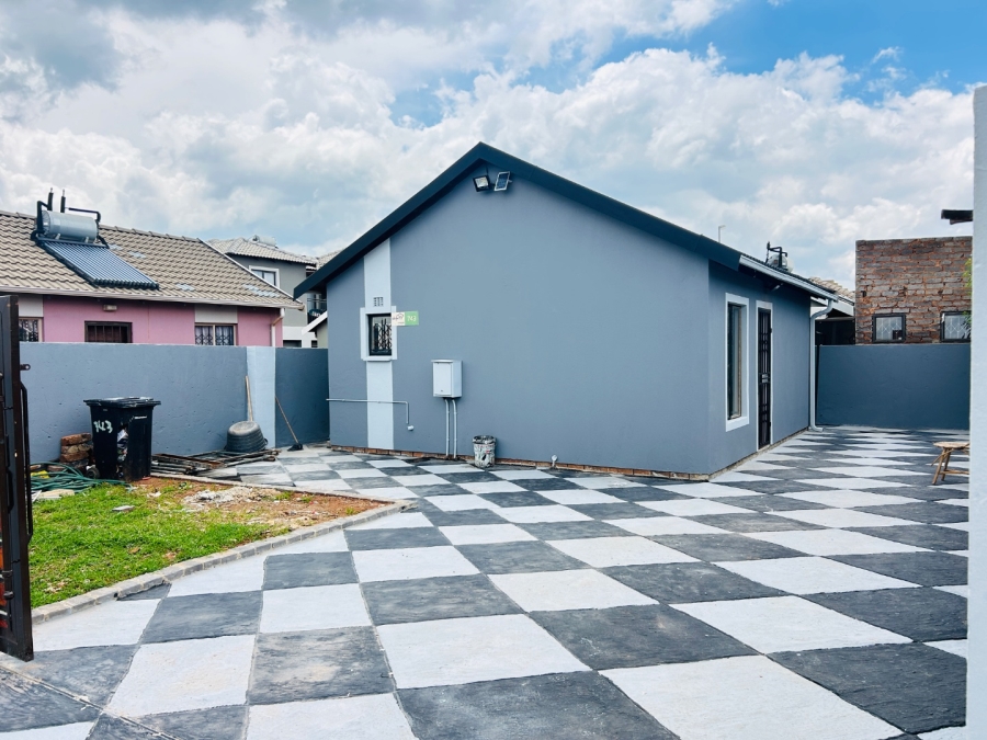 2 Bedroom Property for Sale in Sky City Gauteng