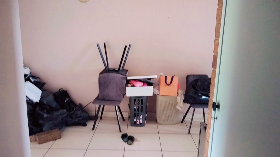 To Let 2 Bedroom Property for Rent in Gezina Gauteng