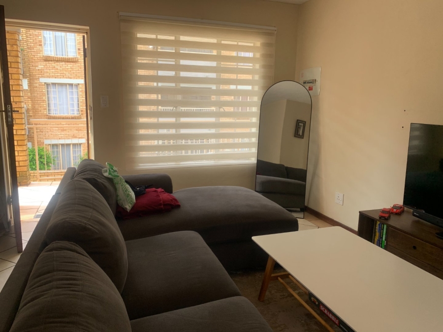 To Let 2 Bedroom Property for Rent in Monavoni Gauteng