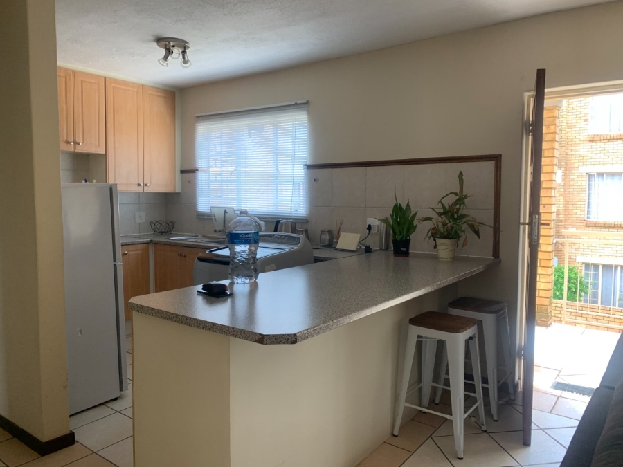 To Let 2 Bedroom Property for Rent in Monavoni Gauteng