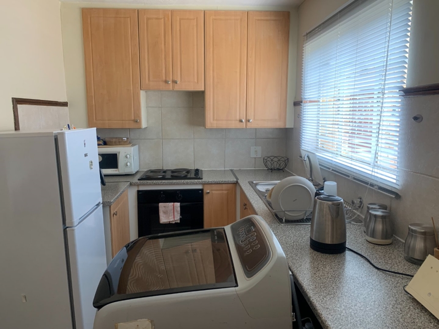 To Let 2 Bedroom Property for Rent in Monavoni Gauteng