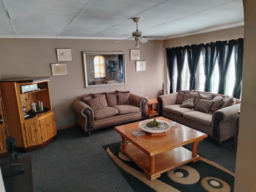 4 Bedroom Property for Sale in Doornpoort Gauteng