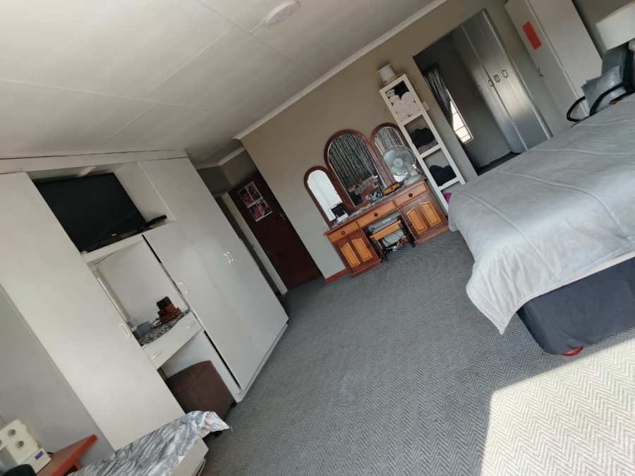 4 Bedroom Property for Sale in Doornpoort Gauteng