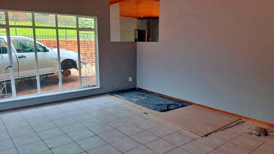 9 Bedroom Property for Sale in Proclamation Hill Gauteng