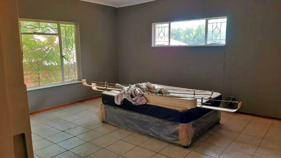 9 Bedroom Property for Sale in Proclamation Hill Gauteng