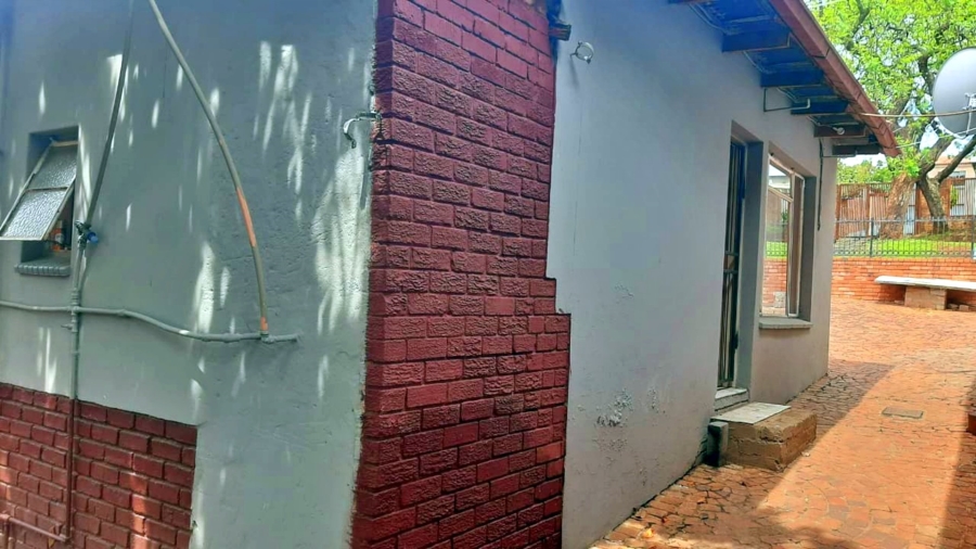 9 Bedroom Property for Sale in Proclamation Hill Gauteng