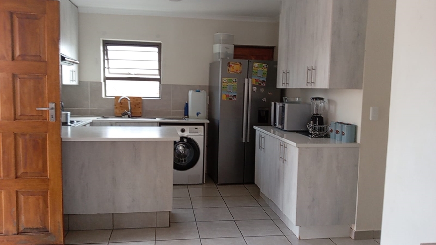 3 Bedroom Property for Sale in Plantland Gauteng