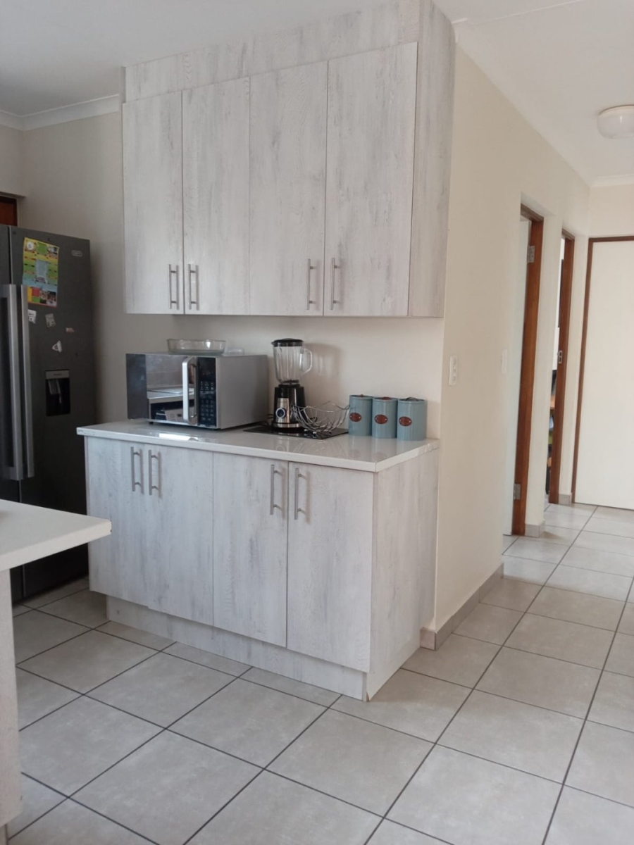 3 Bedroom Property for Sale in Plantland Gauteng