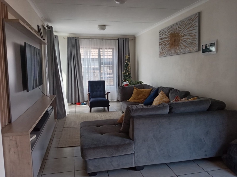3 Bedroom Property for Sale in Plantland Gauteng