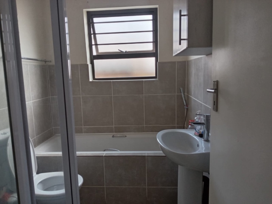 3 Bedroom Property for Sale in Plantland Gauteng