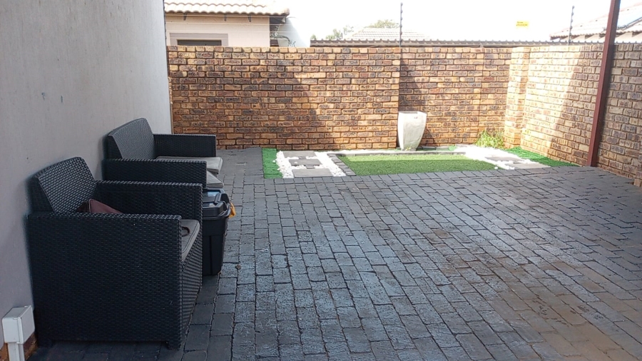 3 Bedroom Property for Sale in Plantland Gauteng