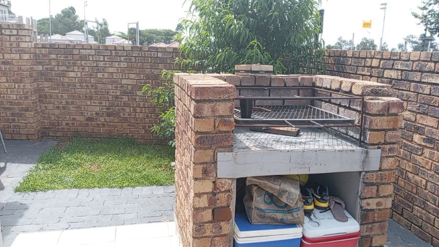 3 Bedroom Property for Sale in Plantland Gauteng