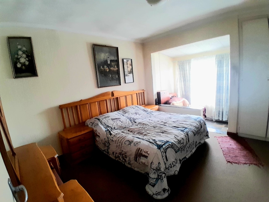 3 Bedroom Property for Sale in Noordwyk Gauteng