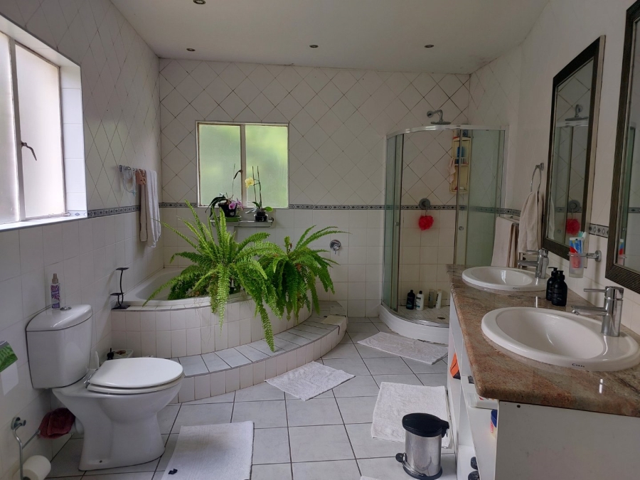 4 Bedroom Property for Sale in Ferndale Gauteng