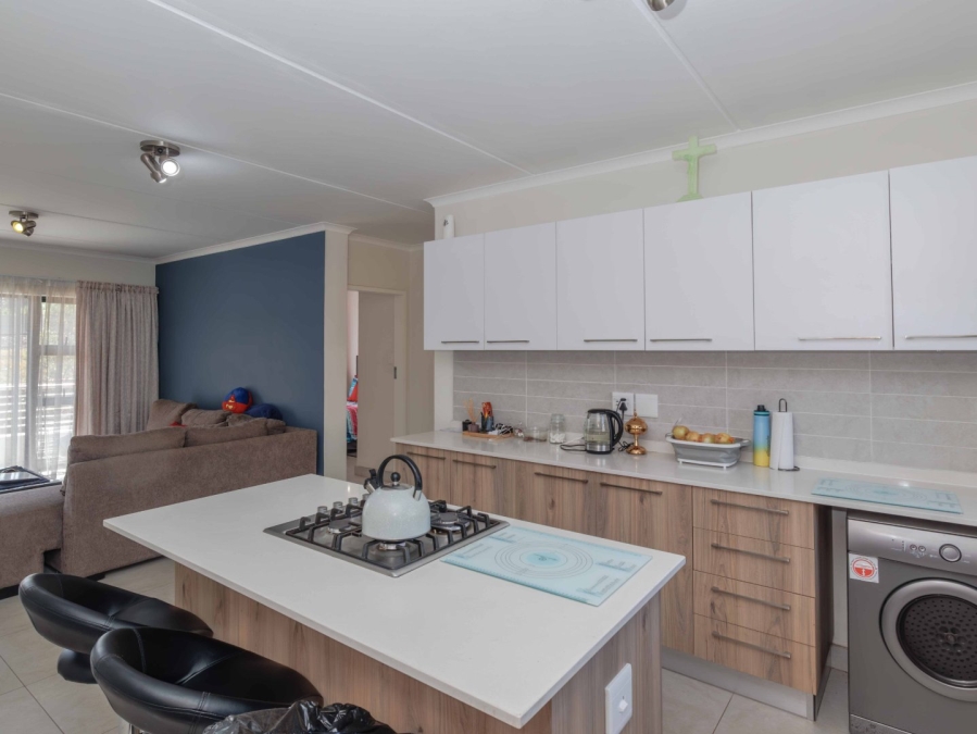 2 Bedroom Property for Sale in Modderfontein Gauteng