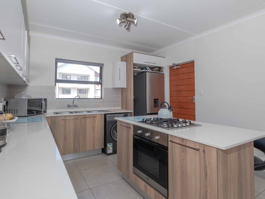 2 Bedroom Property for Sale in Modderfontein Gauteng