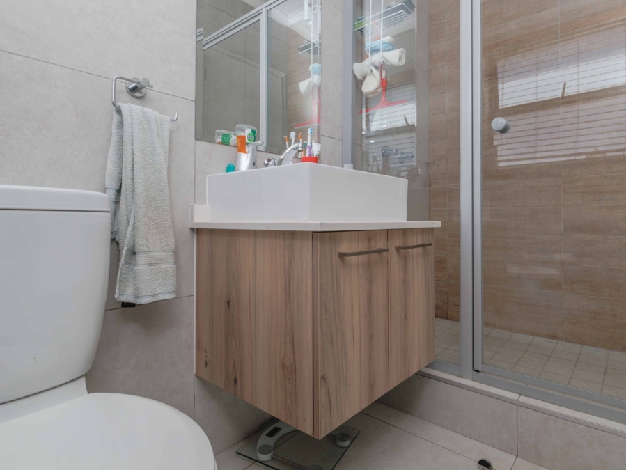 2 Bedroom Property for Sale in Modderfontein Gauteng