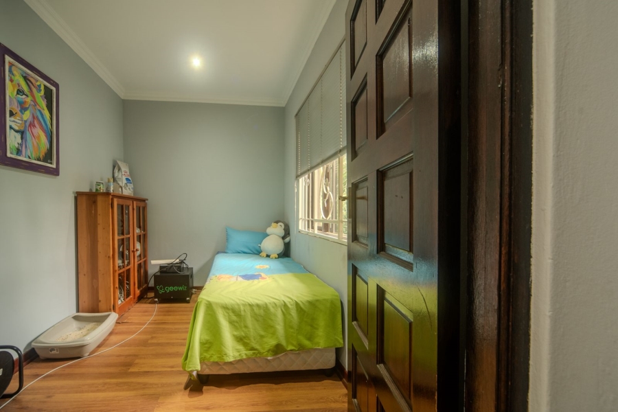 To Let 4 Bedroom Property for Rent in Bedfordview Gauteng