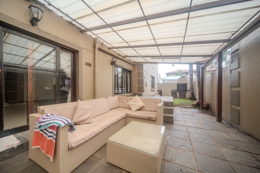 To Let 4 Bedroom Property for Rent in Bedfordview Gauteng