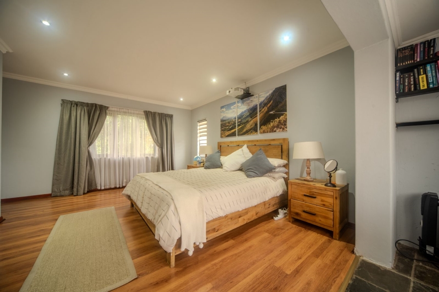 To Let 4 Bedroom Property for Rent in Bedfordview Gauteng