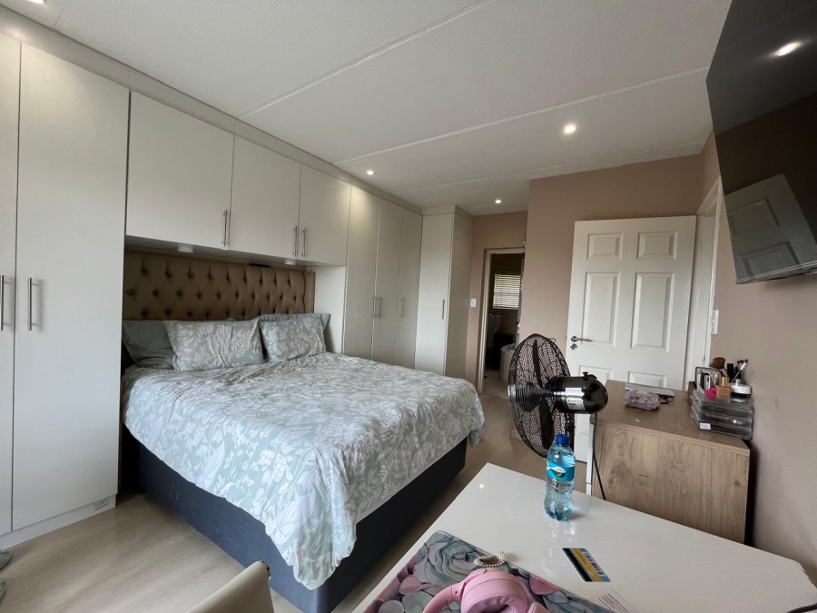 To Let 3 Bedroom Property for Rent in Bassonia Rock Gauteng