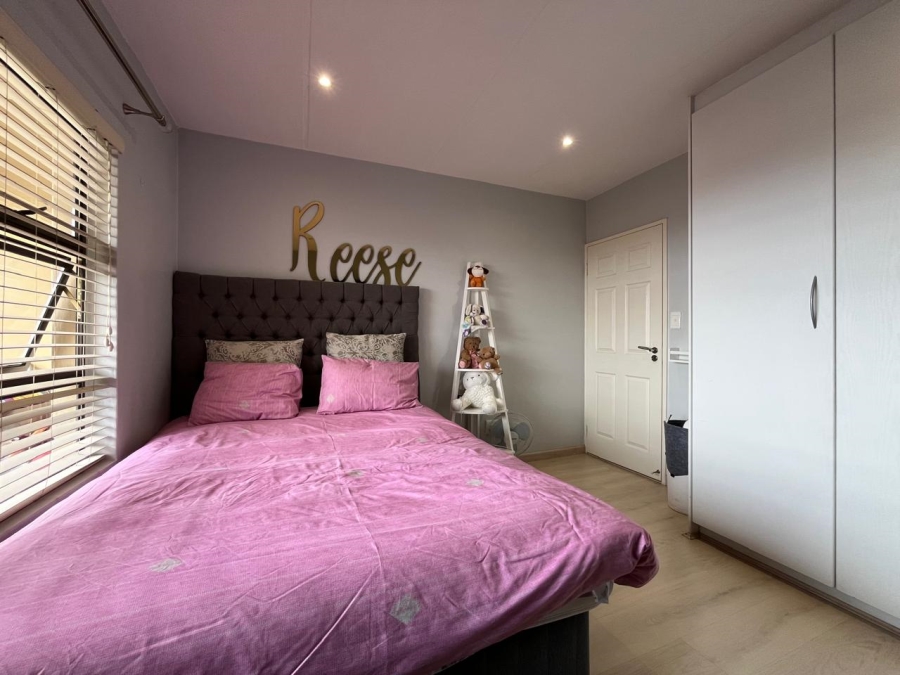 To Let 3 Bedroom Property for Rent in Bassonia Rock Gauteng