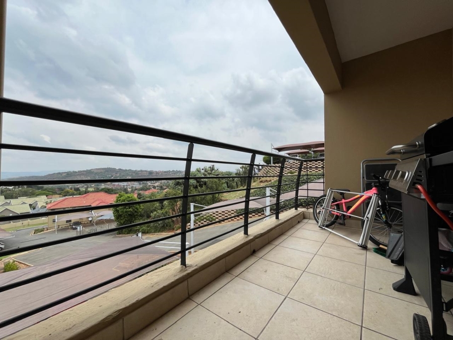 To Let 3 Bedroom Property for Rent in Bassonia Rock Gauteng