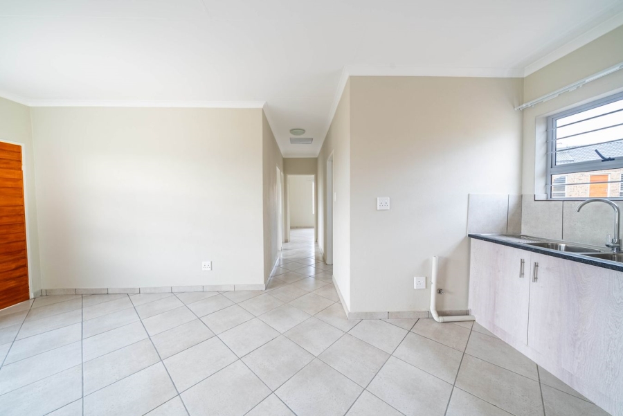 3 Bedroom Property for Sale in Olievenhoutbosch Gauteng